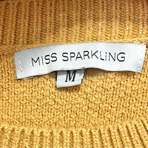 Miss Sparkling Yellow Smiley Face Sweater M | Happy Face Knit Cozy Crewneck - Picture 6 of 10
